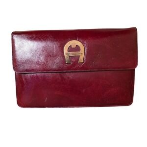 Vintage Etienne Aigner Burgundy Leather Clutch Handbag Gold A Logo‎